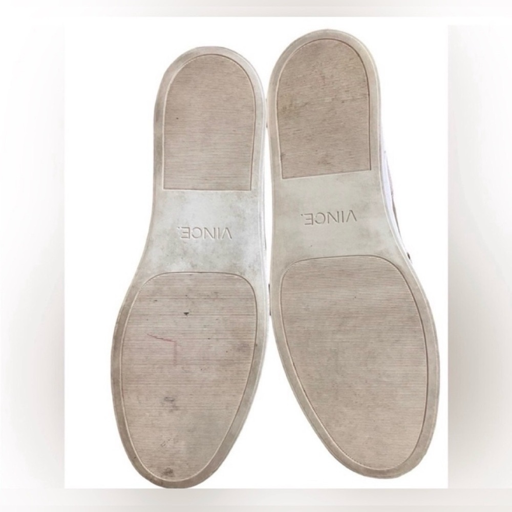 Vince Champagne Satin Warren 90s Y2K
Slip-On Loafers - Picture 9 of 10